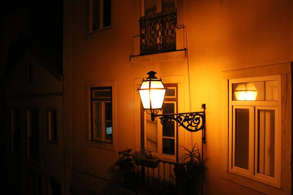 Magnificent Historical City Centre Apart With Terrace リスボン エクステリア 写真