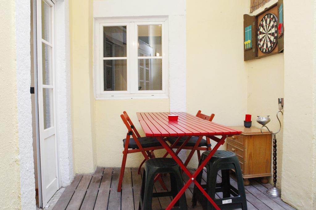 Magnificent Historical City Centre Apart With Terrace リスボン エクステリア 写真
